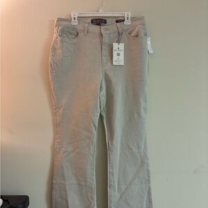Gloria Vanderbilt Amanda Bootcut Pants Size 16 NWT Beige Neutral
